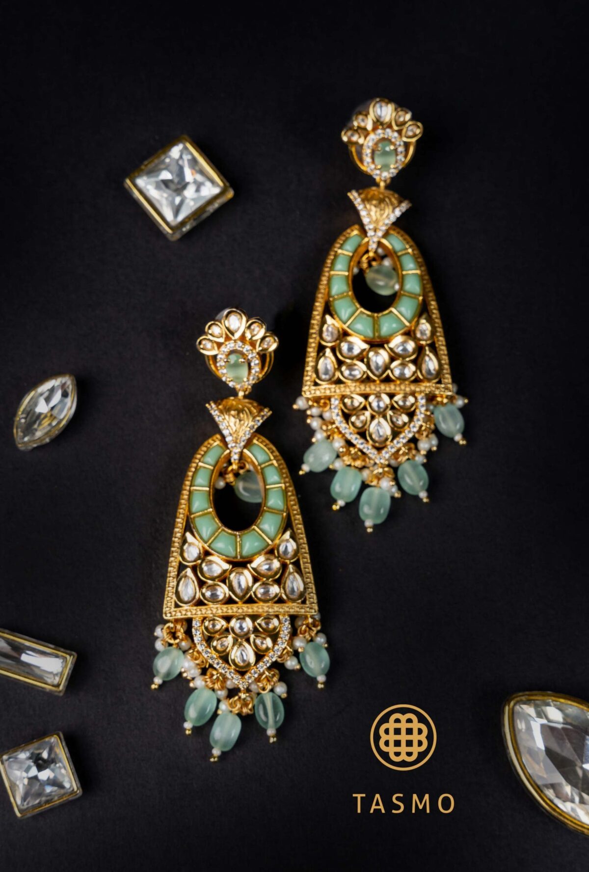 TM 6208 - Antique Vintage Look in Green Stone and Kundan Work