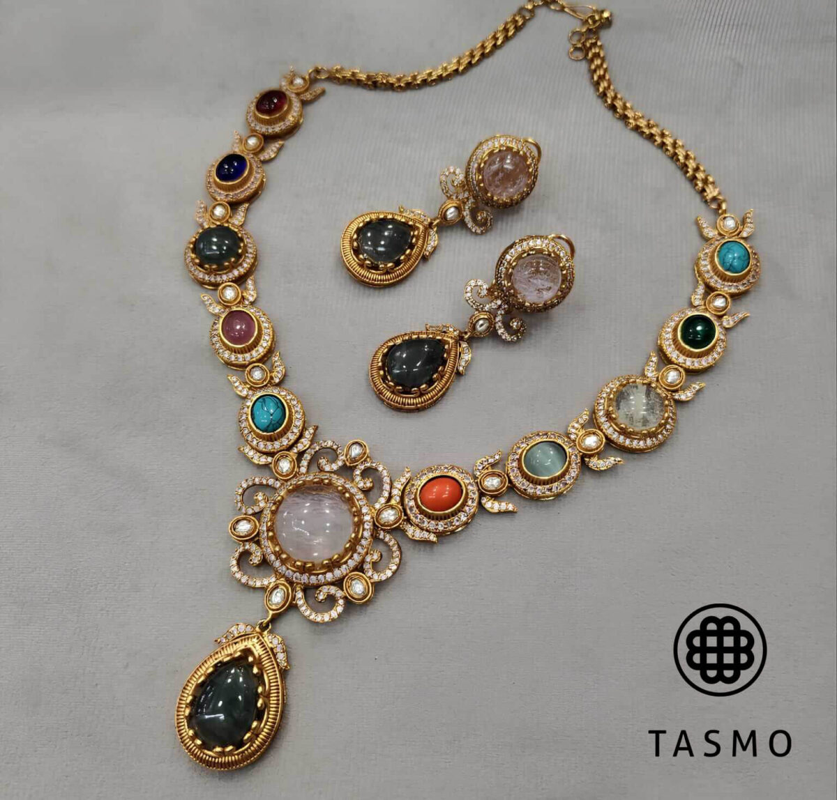 TM 1531 - Riona Neckless Set