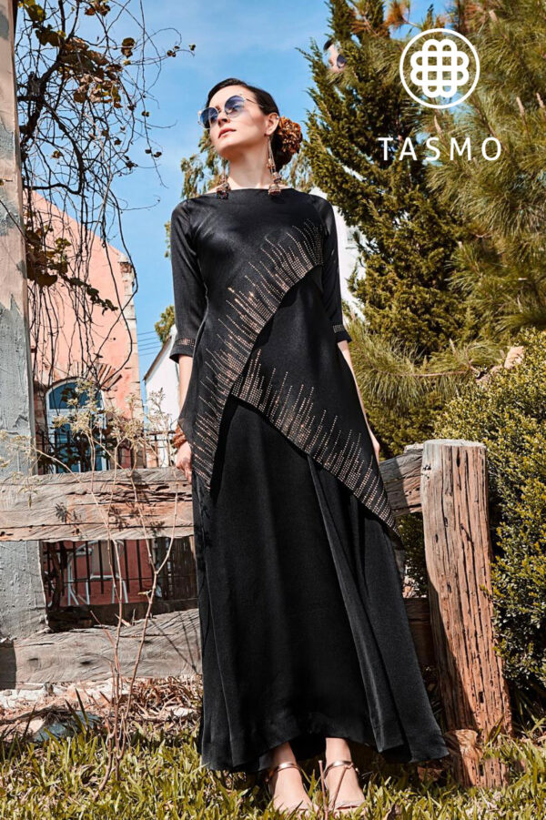 TM 4017/A - Elegant Black Asymmetric Gown