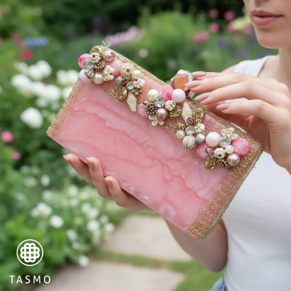 TM 8089 - Rosaria Clutch