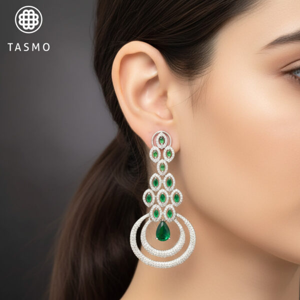 TM 6221 - Emerald Majesty